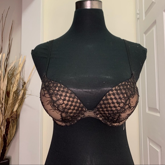 Victoria’s Secret Bombshell Plunge Bra Size 32B